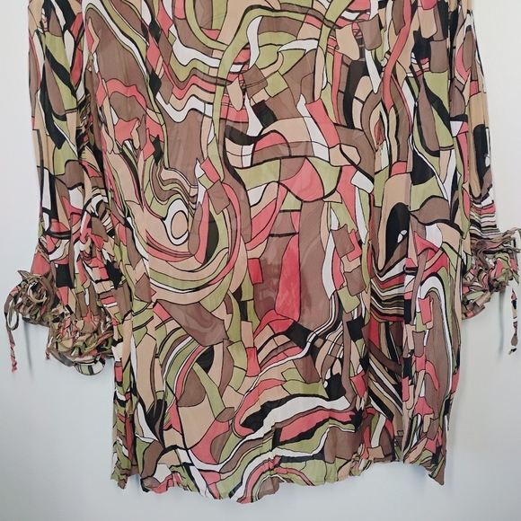 Bellisimo Sheer Abstract Geometric Button Down Top Ruffle Artsy Plus Size 3X - Picture 4 of 15